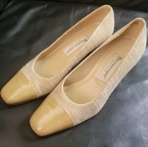 8.5 M Etienne Aigner Pumps high heels Shoes Canvas & Leather Soles 2.5" Beige